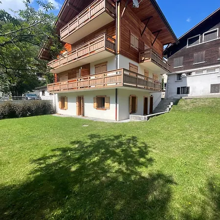 Hyper Centres Apartment La Clusaz Exterior photo