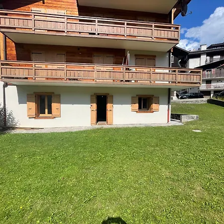 Hyper Centres Apartment La Clusaz Exterior photo